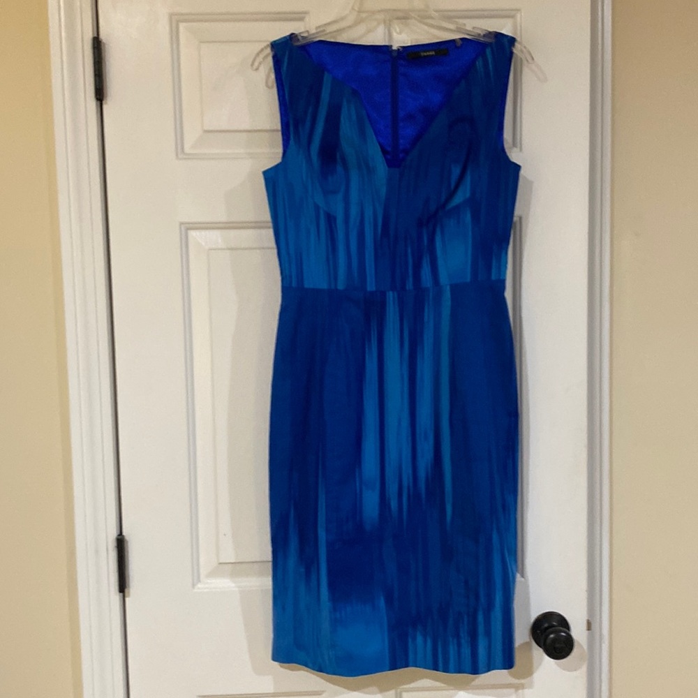 TAHARI Dress - size 6